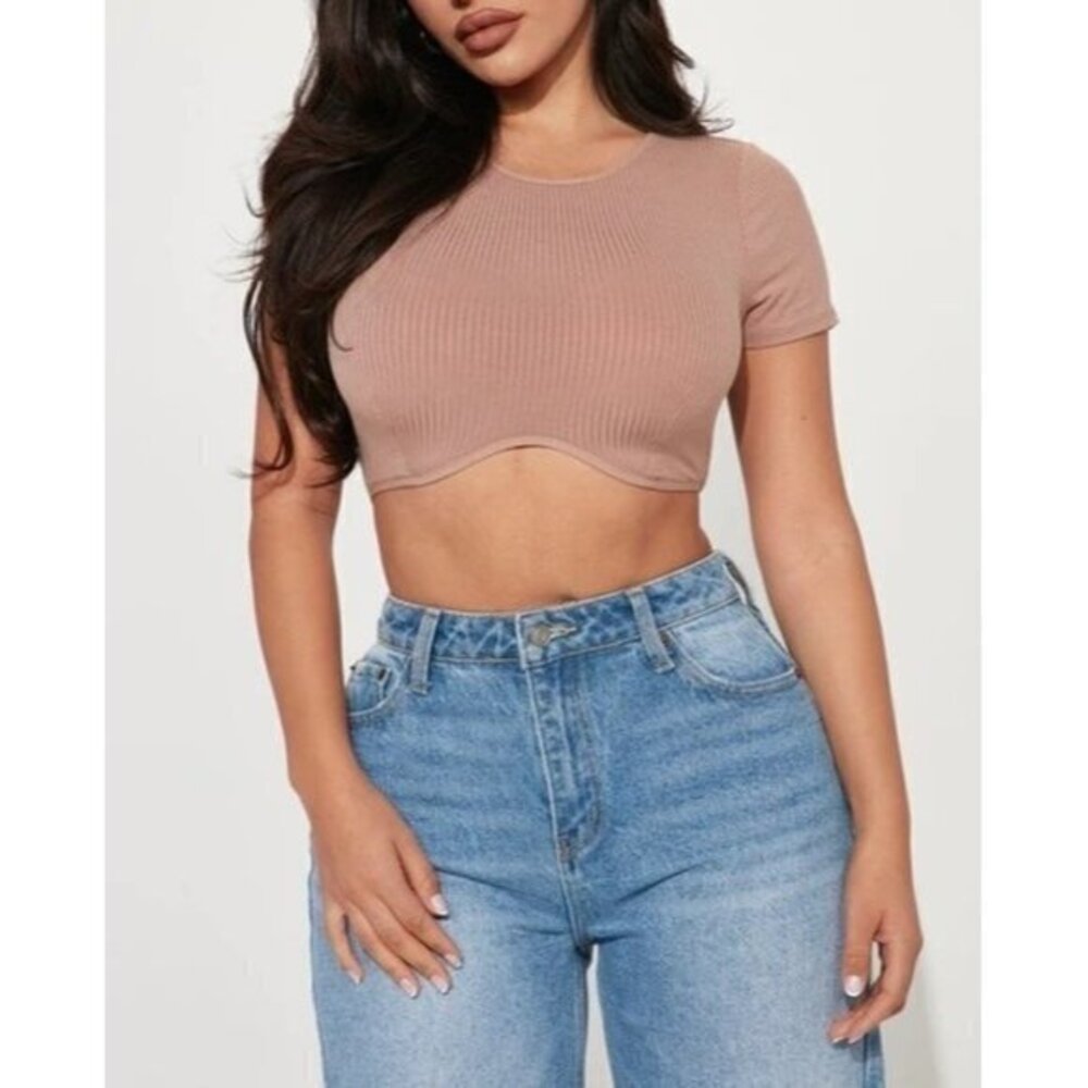 Bozzolo Crop Top Short Sleeve Curved Hem tan Size Large RefFNB